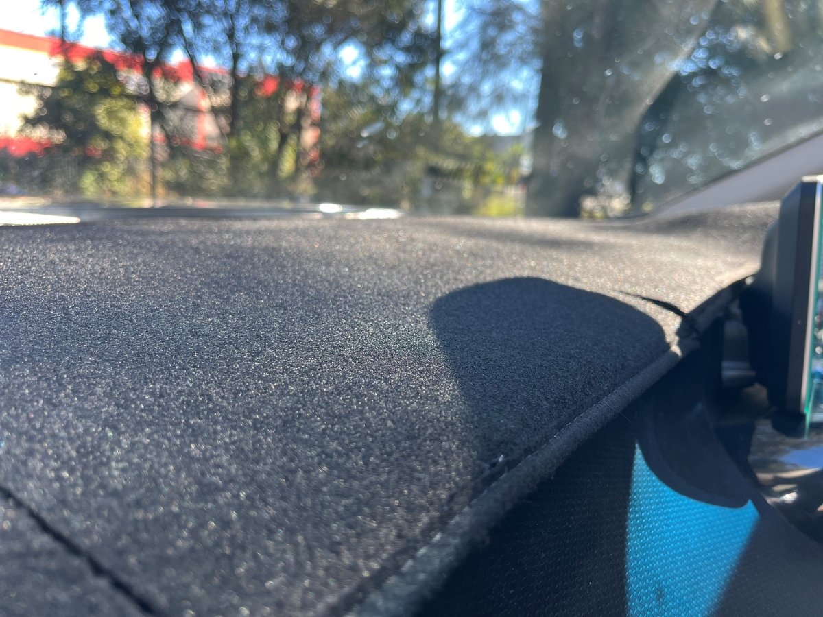 Mercedes Dash Mats - No-Man's Offroad